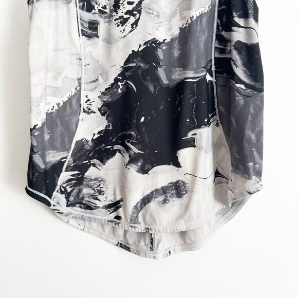 LULULEMON Sculpt Workout Tank Top Biggie Pigment Wave White Black - Picture 6 of 10